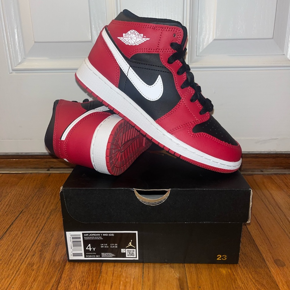 Jordan 1